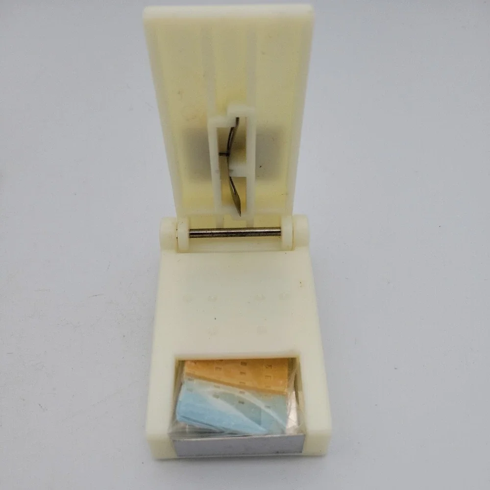 Vintage Holiday E-Z Splice by Mansfield 8mm Film Splicer with Original Box USA
